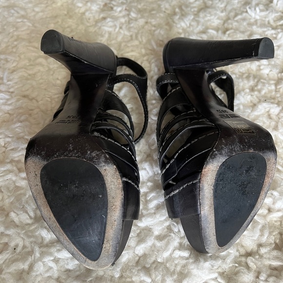 Miu Miu Black Leather Tonal Stitch Sandals 38.5 - Picture 4 of 8